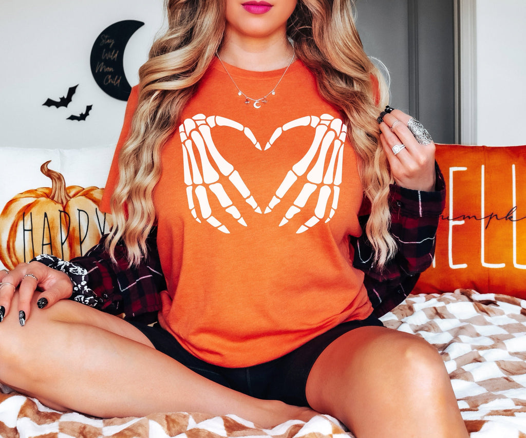 Skeleton Heart Tee Pumpkin Halloween Sweatshirt Pumpkin Shirt Fall Sweatshirt Spooky Season TShirt Fall Shirts For Women Thanksgiving Tee